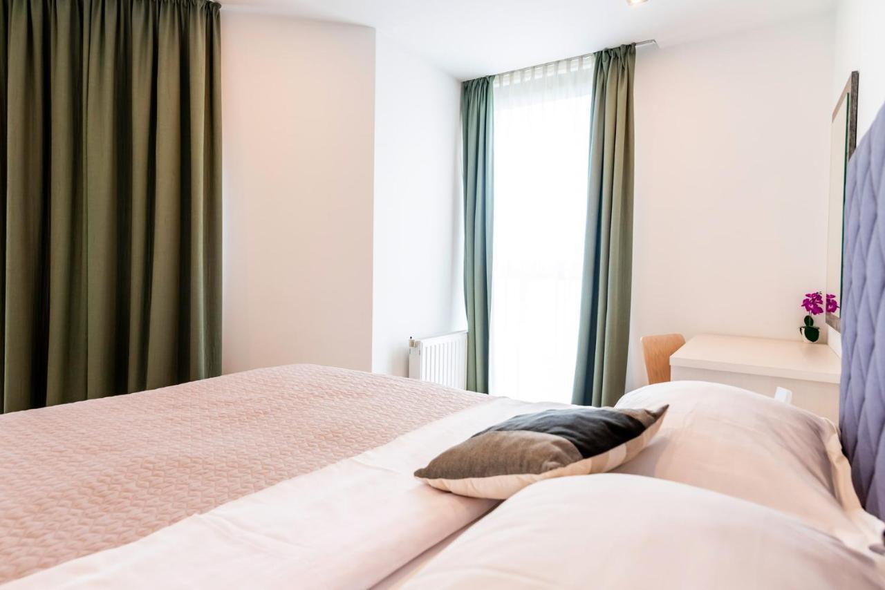 Hotel Park Superior 3* Cakovec Exterior photo