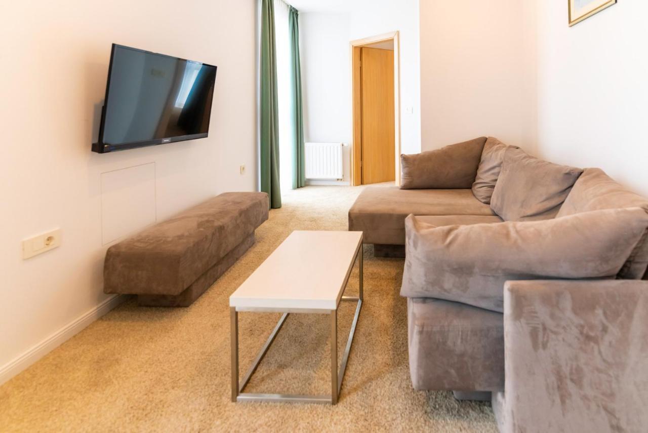 Hotel Park Superior 3* Cakovec Exterior photo