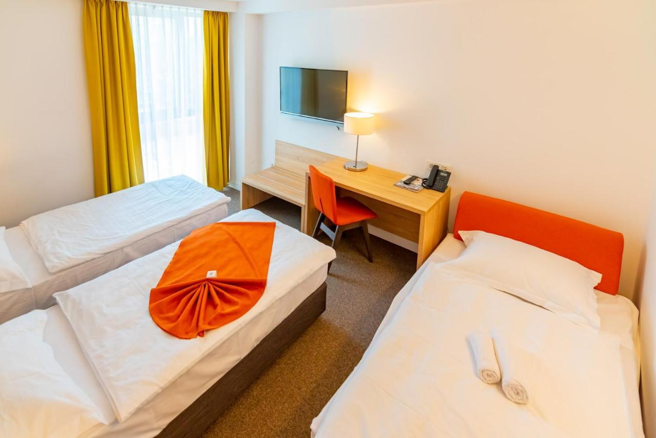 Hotel Park Superior 3* Cakovec Exterior photo